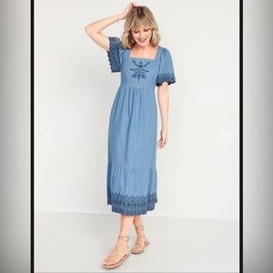 Old Navy Fit & Flare Flutter-Sleeve Tie-Back Chambray Midi Dres
